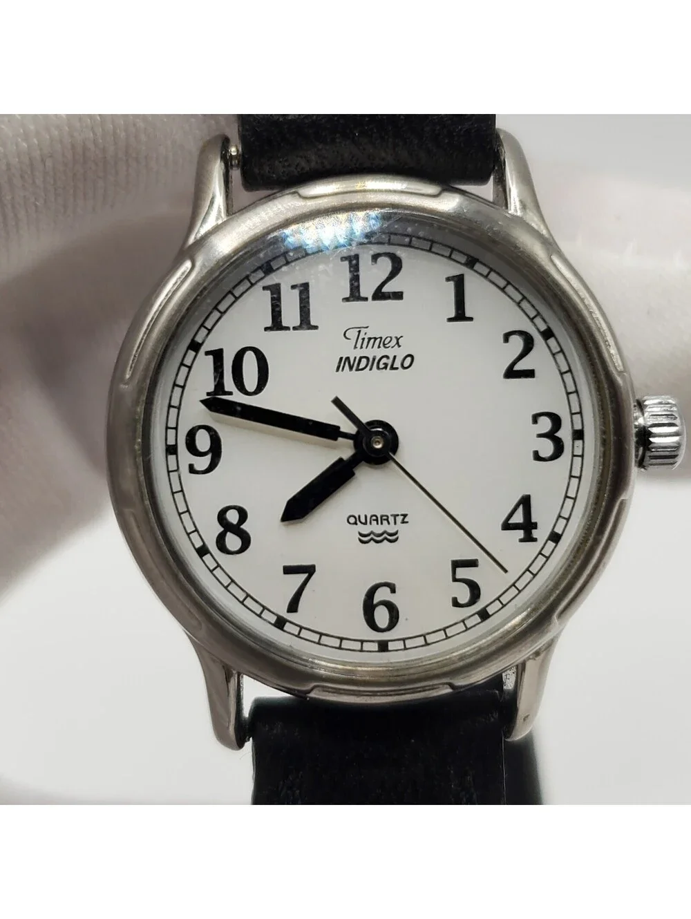 Timex Indiglo Womens Watch 23mm White Dial Silver Tone New Battery